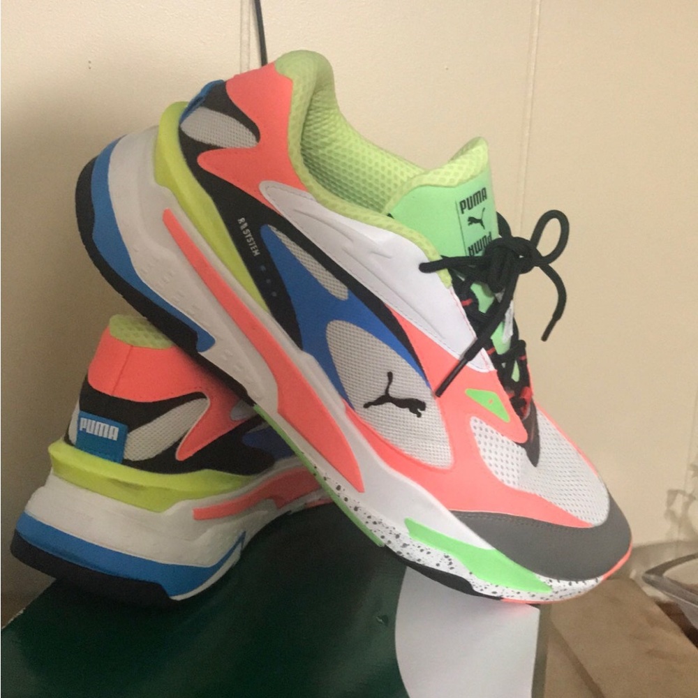 Men puma running shoes